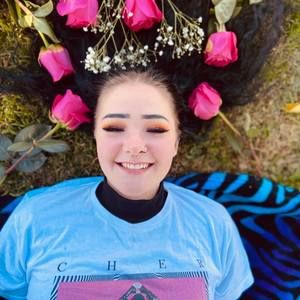 Meet your Posher, Jewell